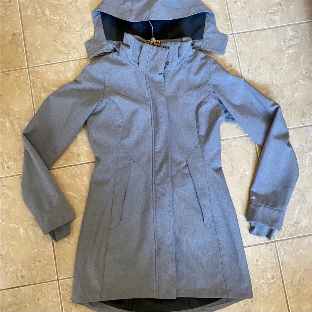 Cloudveil grey soft shell jacket